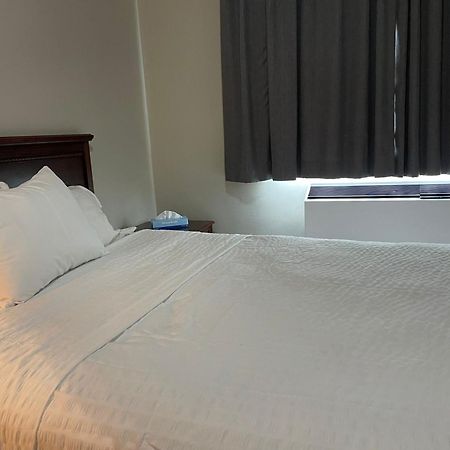 Travelodge By Wyndham London Ontario 外观 照片